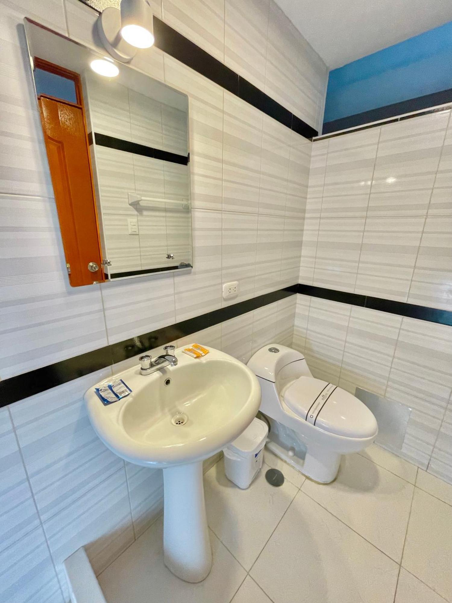 Jultom Inn Hotel & Suites Trujillo Extérieur photo